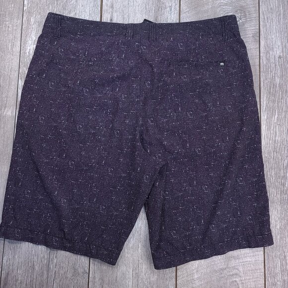 Travis Mathew Shorts Mens 38 Barnacle Golf Performance Bermuda Hybrid Athletic - Picture 2 of 6